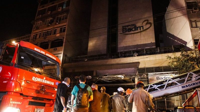 Sobe para 12 o número de vítimas em incêndio no Hospital Badim, no Rio