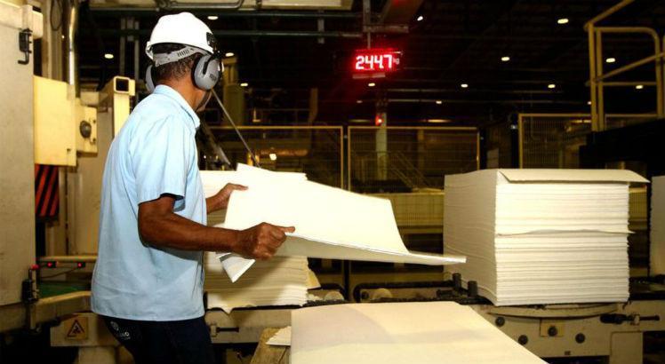 Produtividade da indústria brasileira cresceu 0,8% em 2018