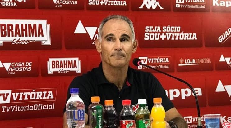 Após triunfo, Amadeu avalia momento do Vitória: “aproveitamento espetacular”