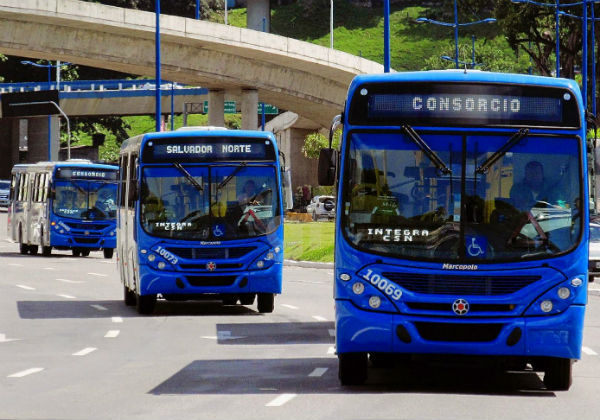 Ônibus da Integra Salvador Norte são apreendidos pela Justiça