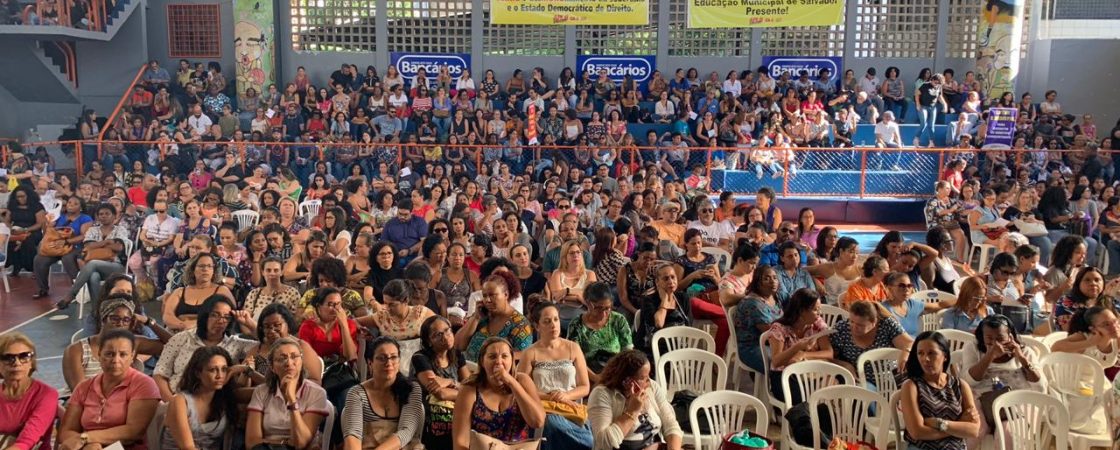 Professores da rede municipal de Salvador decidem paralisar atividades na próxima semana