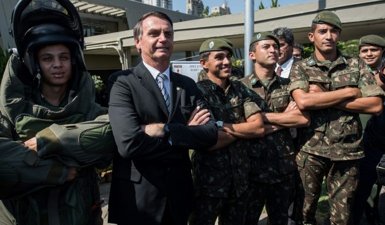 Presença de militares cresce em 30 órgãos federais durante nove meses de governo Bolsonaro