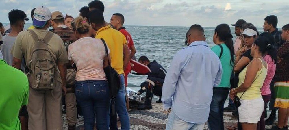Outra morte por afogamento é registrada em praia de Porto Seguro; a vítima foi um adolescente