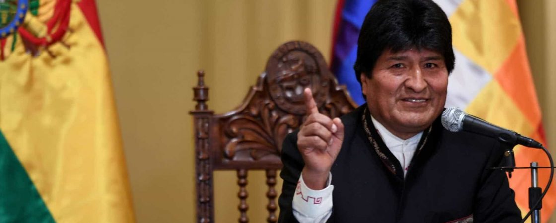 Bolívia: com 99,99% das urnas apuradas, Evo Morales comemora vitória