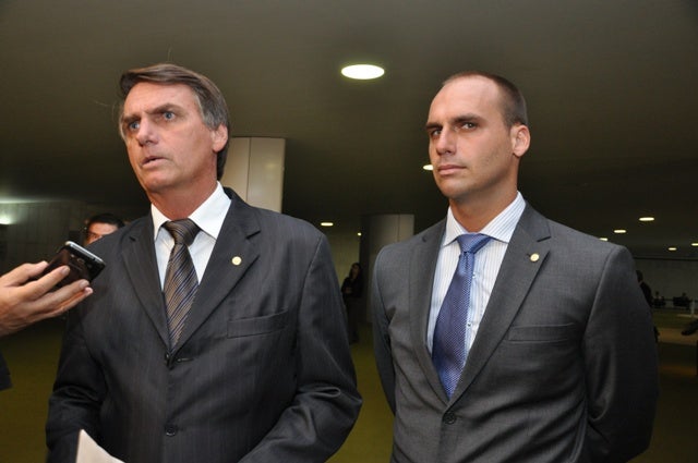 Bolsonaro assegura que ‘por enquanto, sem alteração’, sobre indicação do filho como embaixador nos EUA