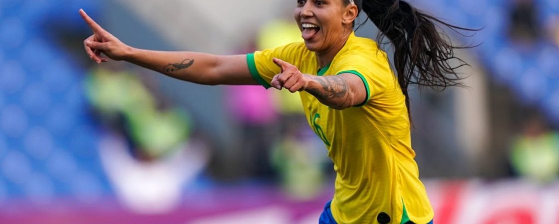 Seleção Feminina: Brasil goleia o Canadá e vai à final de torneio na China