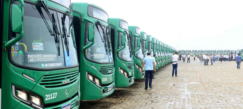 Linhas de ônibus do Centro de Salvador terão horário prolongado durante o período de Natal