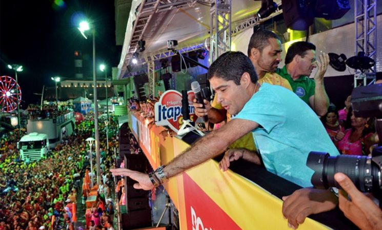 ACM Neto veta proibição do arrastão na Quarta-feira de Cinzas durante Carnaval de Salvador
