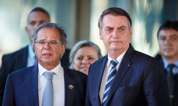 Proposta de Bolsonaro e Guedes pretende derrubar a ampliação da rede de escolas