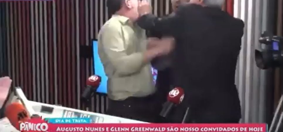 Vídeo: Jornalista Augusto Nunes agride jornalista americano, Glenn Greenwald, durante programa da Jovem Pan