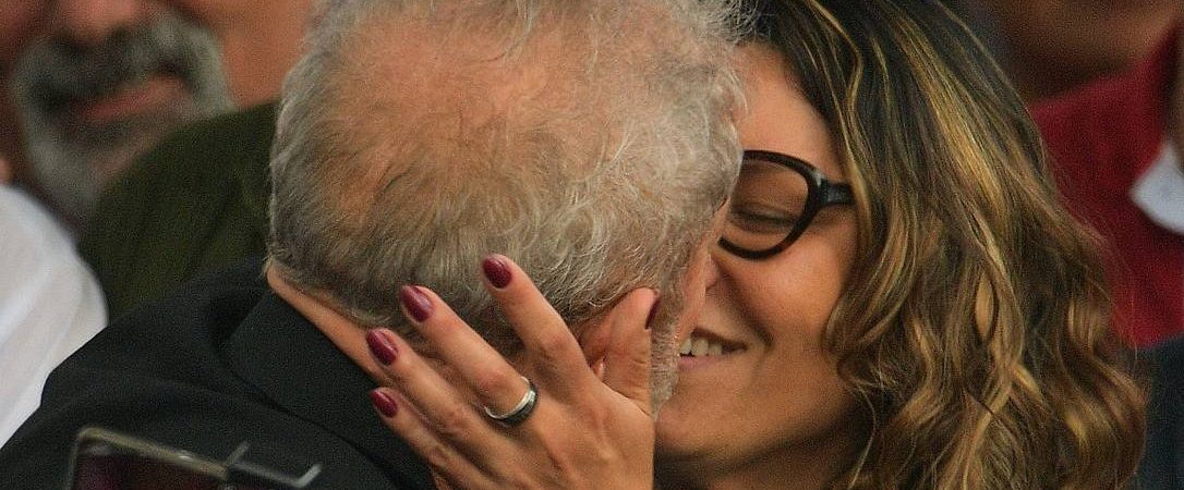 ‘Lula, você tem que namorar’, segundo o petista esse foi um dos conselhos dados por Dilma durante o tempo que passou na prisão