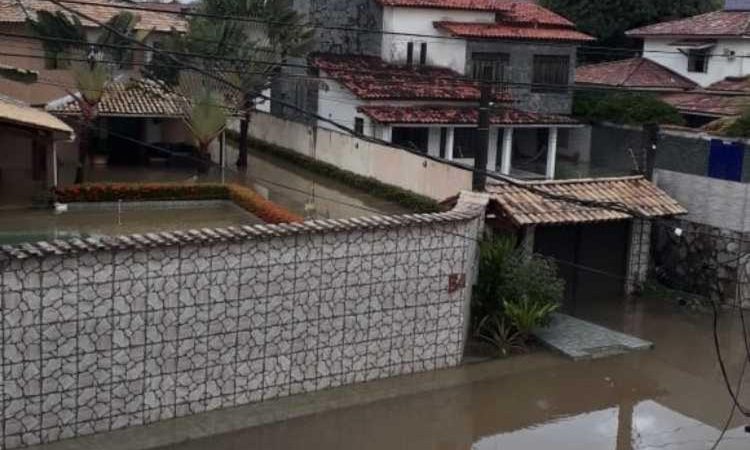 Após fortes chuvas, Salvador entra em nível de atenção; Defesa Civil registra mais de 30 ocorrências