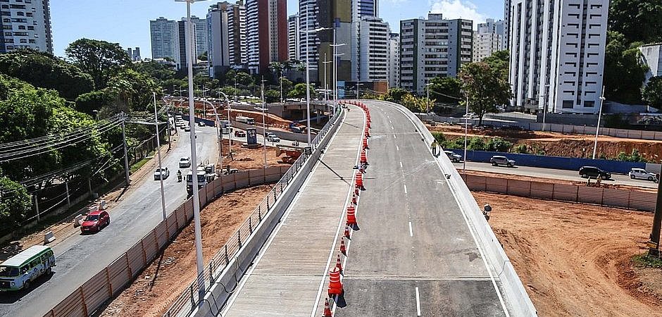 Salvador: tráfego nos viadutos do BRT já está liberado na região do Itaigara