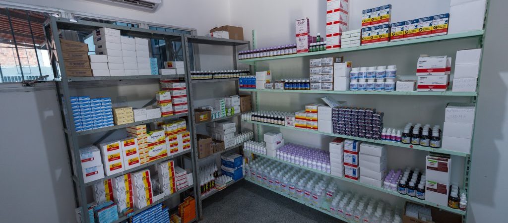 Camaçari reforça em 329% a aquisição de medicamentos no município