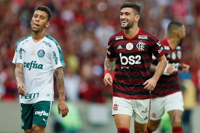 Diferenciado! Com tranquilidade, Flamengo bate o Palmeiras no Allianz Parque