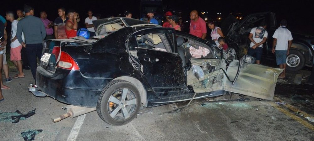 Bahia: batida envolvendo três veículos mata 4 pessoas e deixa 3 feridos