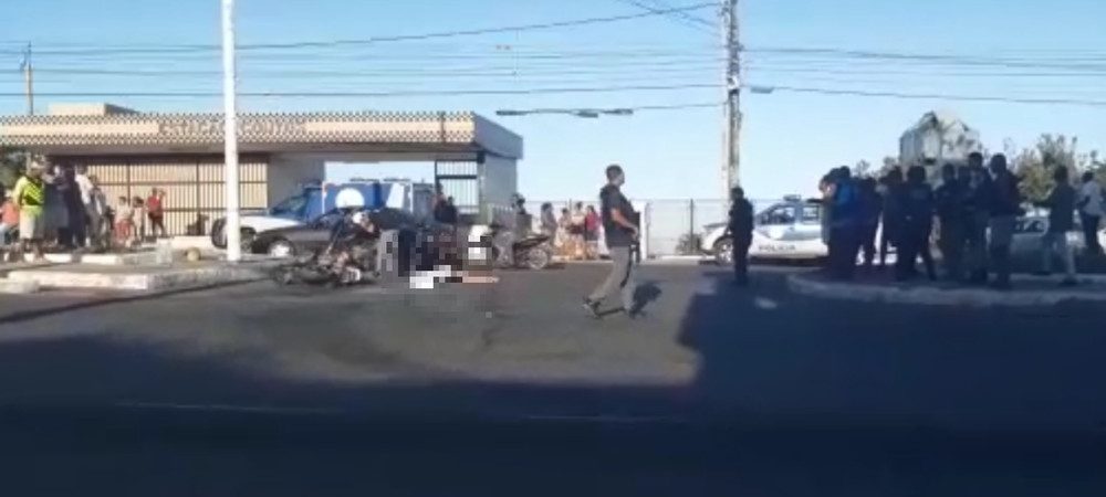 Salvador: motociclista morre após bater em ônibus na manhã desta segunda