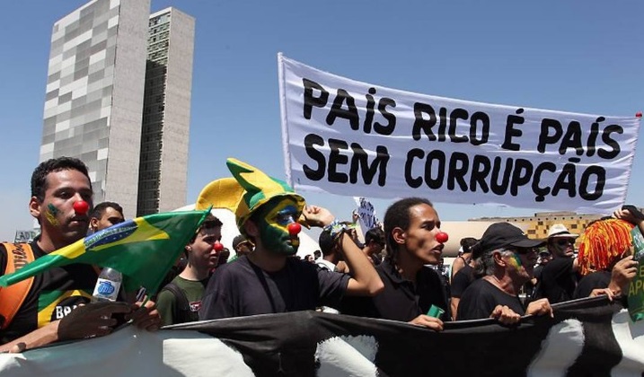 Brasil repete nota e cai posição em ranking mundial de corrupção