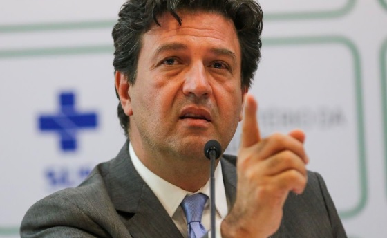 Ministro da Saúde afirma que Brasil está em ‘perigo iminente’, em relação ao coronavírus