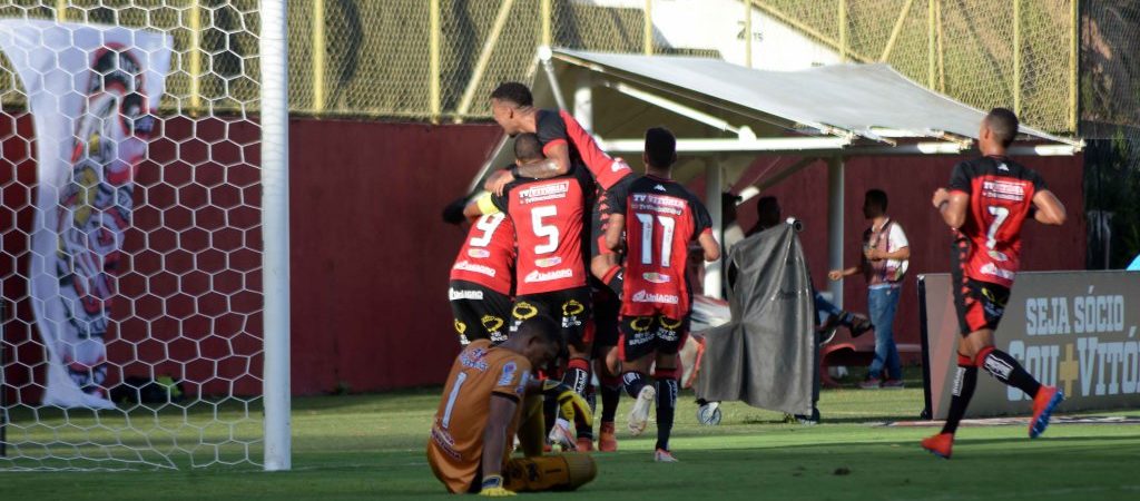 Vitória bate o Atlético de Alagoinhas e segue invicto no Baianão