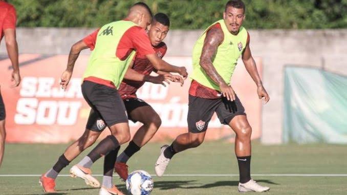 Vitória relaciona 19 jogadores para estreia na Copa do Brasil; confira lista