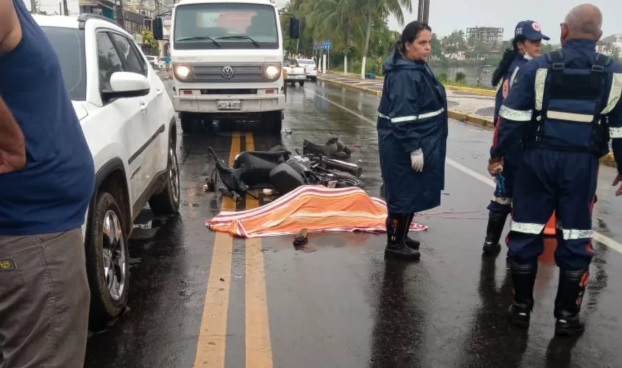 Enfermeira morre a caminho do trabalho no sul da Bahia; ela pilotava uma moto