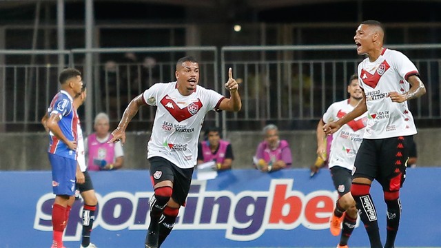 Na Arena Fonte Nova, Vitória ganha 1º clássico do ano e quebra tabu