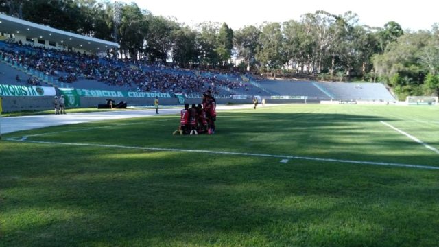 Invictos, Vitória e Atlético de Alagoinhas duelam neste sábado (15)