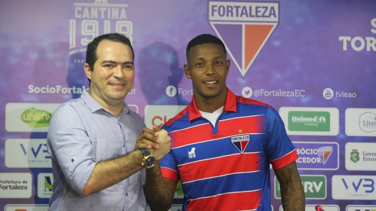 Vitória vai acionar o Cruzeiro na Justiça para receber valores da transação de David para o Fortaleza