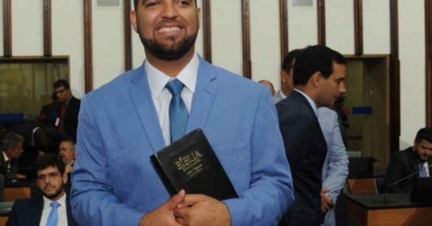 Assessor parlamentar do deputado pastor Isidório Filho é achado morto em casa, em Candeias
