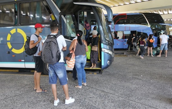 Operação especial de carnaval: ferry e rodoviária de Salvador terão diversos horários extras