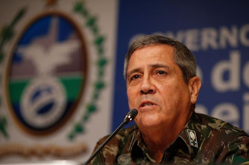 Bolsonaro convida general Braga Netto para assumir a Casa Civil