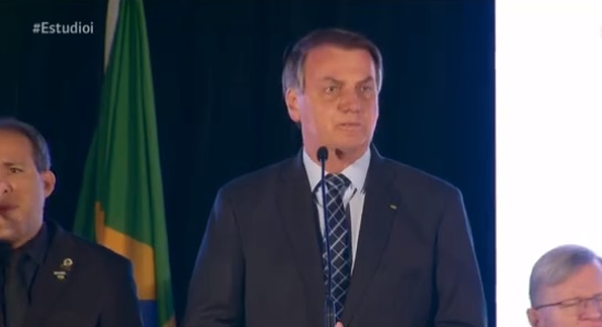 Coronavírus: Bolsonaro pede apoio de empresários no combate