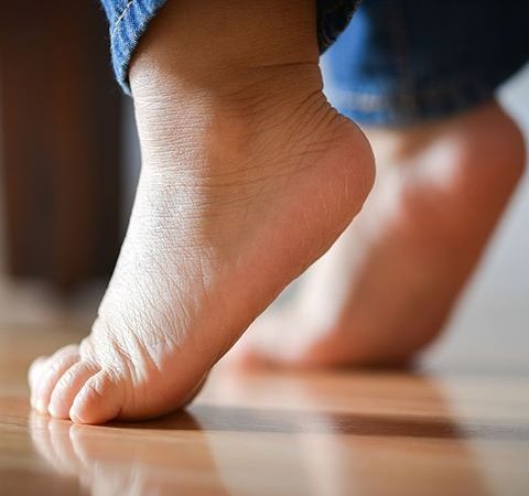 Autismo: Por que a Marcha na ponta dos pés é comum?