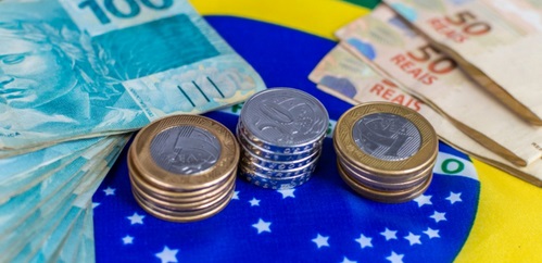 Governo prevê início do pagamento de R$ 600 aos trabalhadores informais para quinta (9); saiba mais