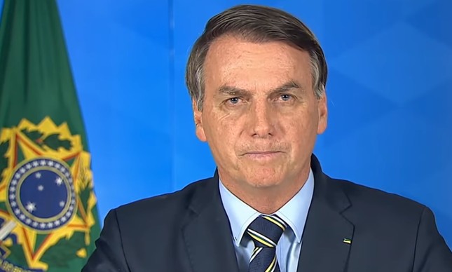 Em novo pronunciamento, Bolsonaro defende uso da hidroxicloroquina contra Covid-19