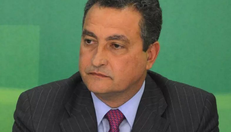 ‘TEMPO PERDIDO SÃO VIDAS PERDIDAS’, diz Rui ao comentar sobre a repercussão da possível demissão do ministro da Saúde