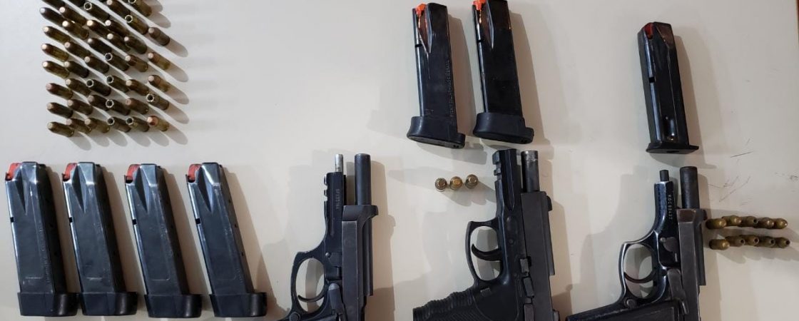 Sargento da PM é preso com pistolas de propriedade da Polícia Civil em Salvador