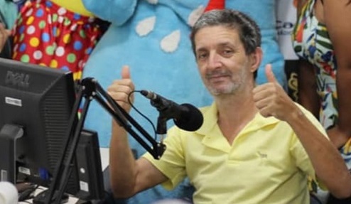Radialista Toni Paulo testa negativo para o novo coronavírus; ele segue internado