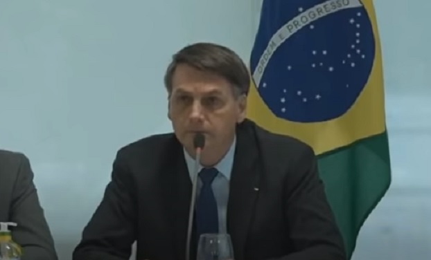 Em reunião ministerial, Bolsonaro diz: ‘Eu não vou esperar foder a minha família toda’;  Veja Vídeo