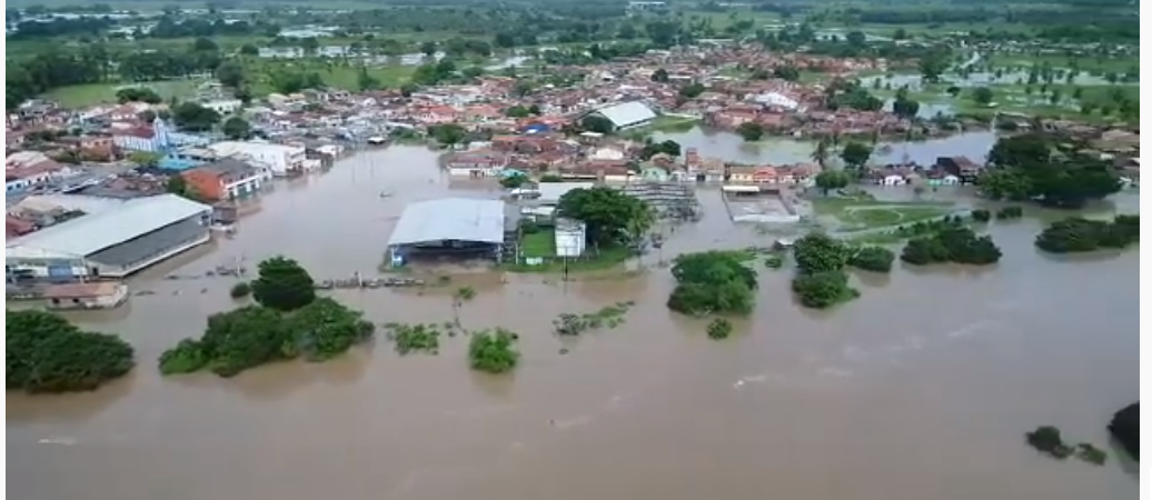 Conde, no Litoral Norte da Bahia, sofre com fortes chuvas