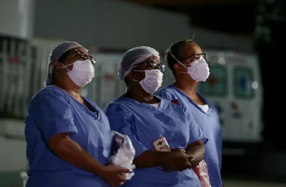 ‘Dia das Mães’: Hospital Espanhol faz homenagem as profissionais de saúde