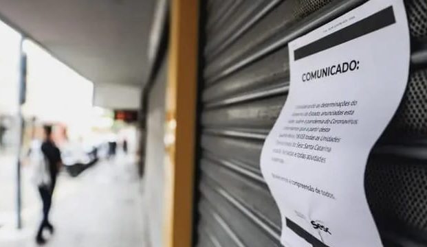 Pandemia: 52% são contra reabertura de comércio e serviços, aponta Datafolha