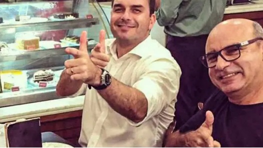 Fabrício Queiroz, ex-assessor do senador Flávio Bolsonaro, é preso