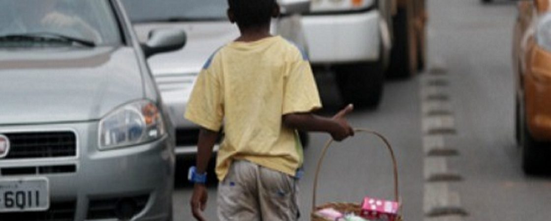 Salvador: prefeitura identifica 82 crianças e adolescentes em condição de trabalho infantil
