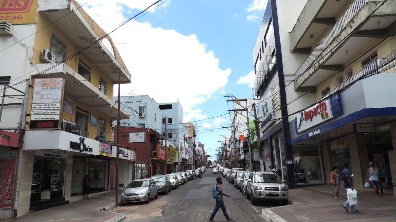 Atenção: ruas do Centro de Camaçari permanecem bloqueadas até dia 15 de junho