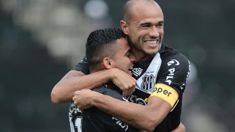 De virada, Ponte vence o Santos na Vila e está na semifinal do Paulistão