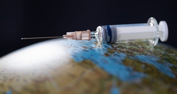 Covid-19: vacina experimental chinesa começa a ser testada em pessoas do grupo de risco