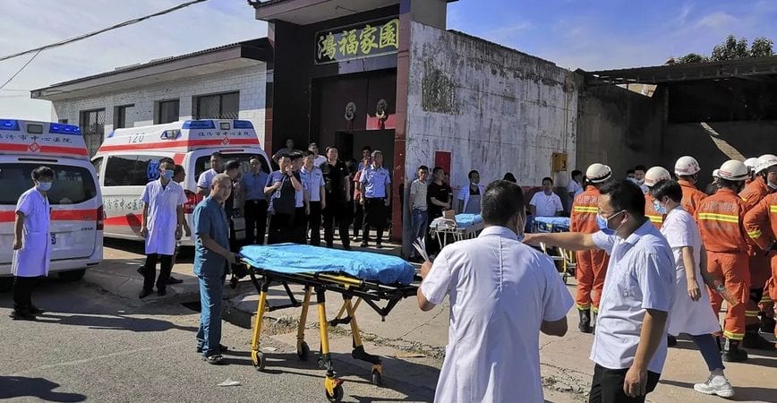 Tragédia: desabamento de restaurante na China resulta em mais de 20 mortos