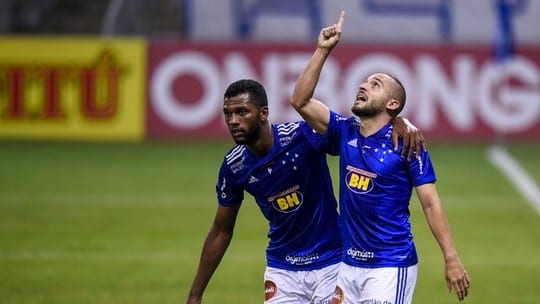 Vitória perde para o Cruzeiro no Mineirão